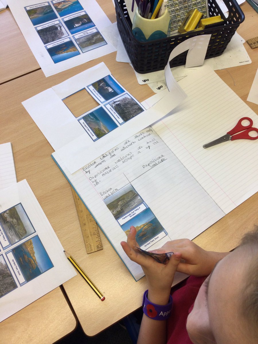 MD_Class3's tweet photo. Erosion or depositional landform? 🤔 
@MD_Class3 were looking at how these landforms are made the difference between them 👍🏻 🌊 
@MillDamSchool #mdgeography https://t.co/PA6Jx5CkEx