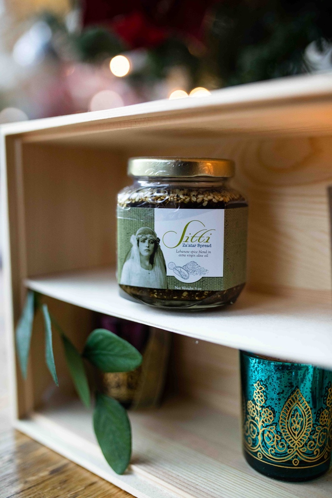 SittiRestaurant's tweet photo. Your favorite aromas and flavors of Sitti neatly packaged and ready to be blended into your unique recipes. 

Pick up a bottle of olive oil and jar of za'atar the next time you're downtown {and purchase a few extras to give as holiday gifts!} https://t.co/Ous1PJrDqe