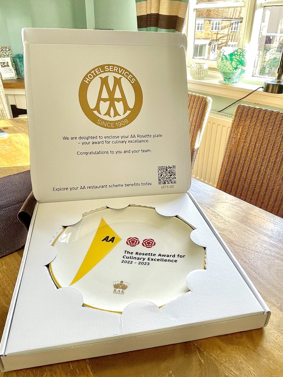 Our new 2AA Rosette plate has arrived 😍. Well done to all the team at <a href="/GilbeysAmersham/">Gilbeys Amersham</a> maintaining our 2 AA Rosettes for another year. We’re so proud of what our team has achieved in these challenging times👏🏻👏🏻💪🏻 <a href="/AAHospitality/">AA Hospitality</a>
