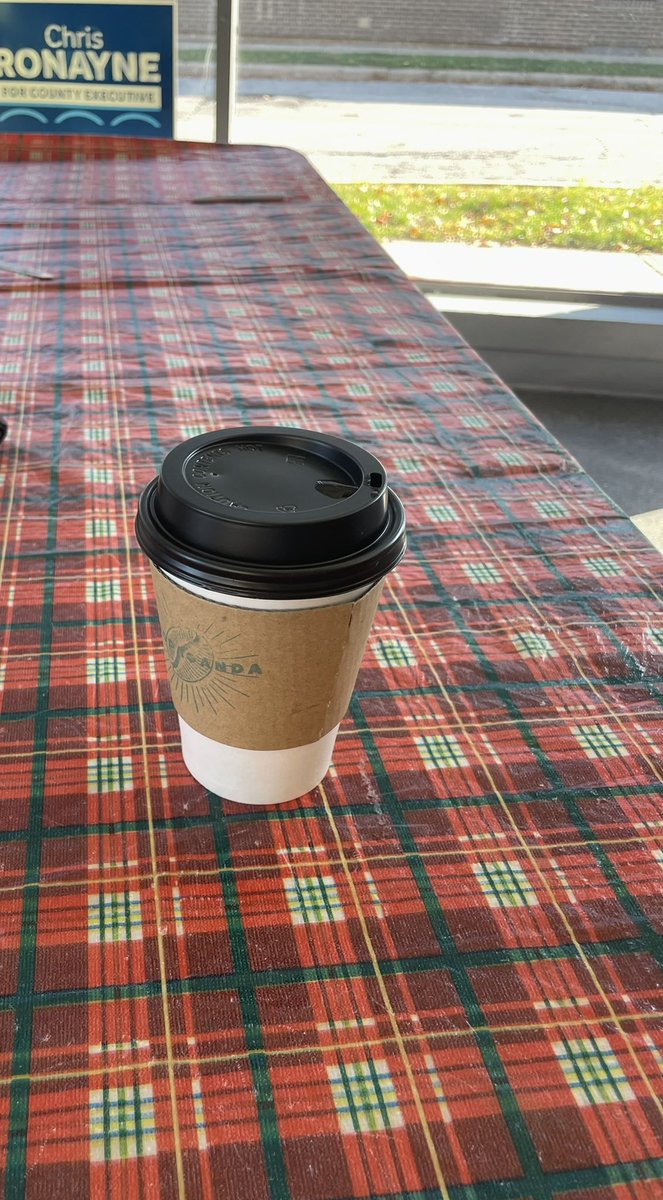 chrisronayne's tweet photo. Shout out to all the local coffee shops in this big county that have kept #TeamRonayne fueled in the 500 days of our campaign. Nice to arrive back at Campaign HQ toโ๏ธ from Propaganda in Lakewood & match that with tasty treats from @GypsyBeans So many great small businesses here. https://t.co/jrg29De5ju