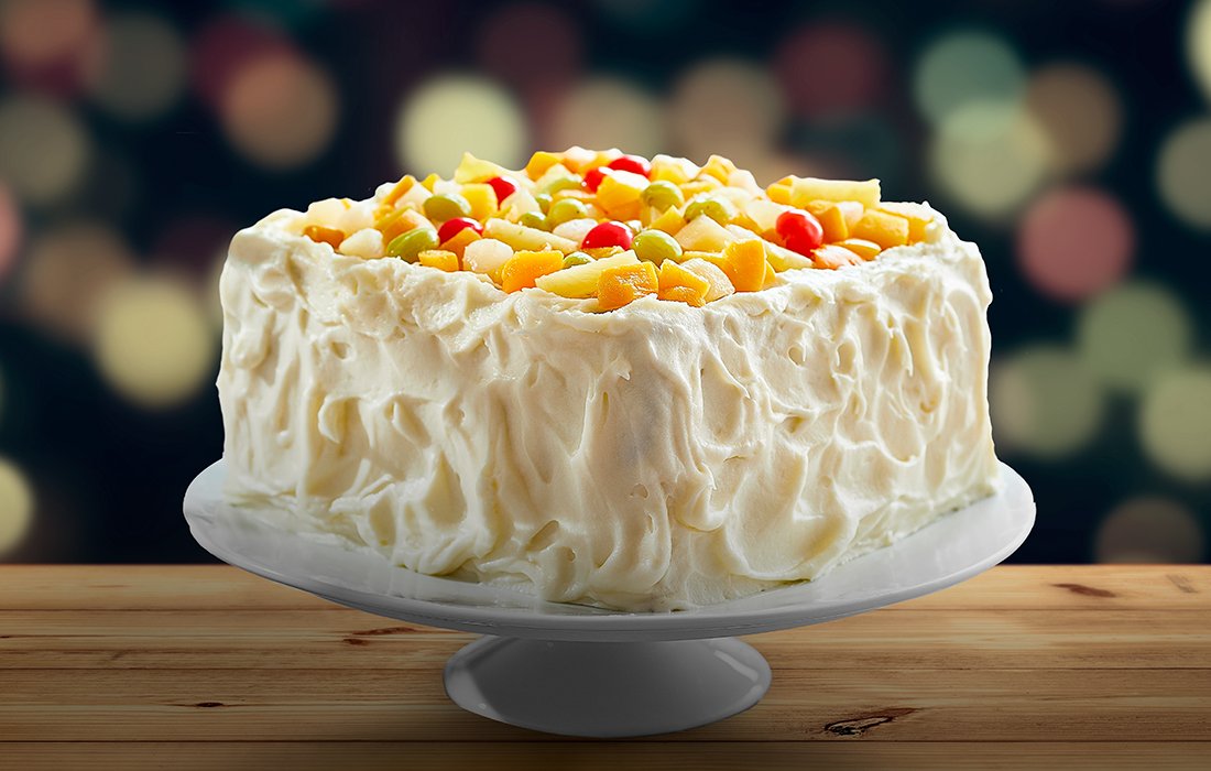 XmasBest's tweet photo. This stunning celebration cake would feed all your Christmas guests! #recipe @DelMonte 
https://t.co/0DkxXZO50n https://t.co/bQqSV3fA2k