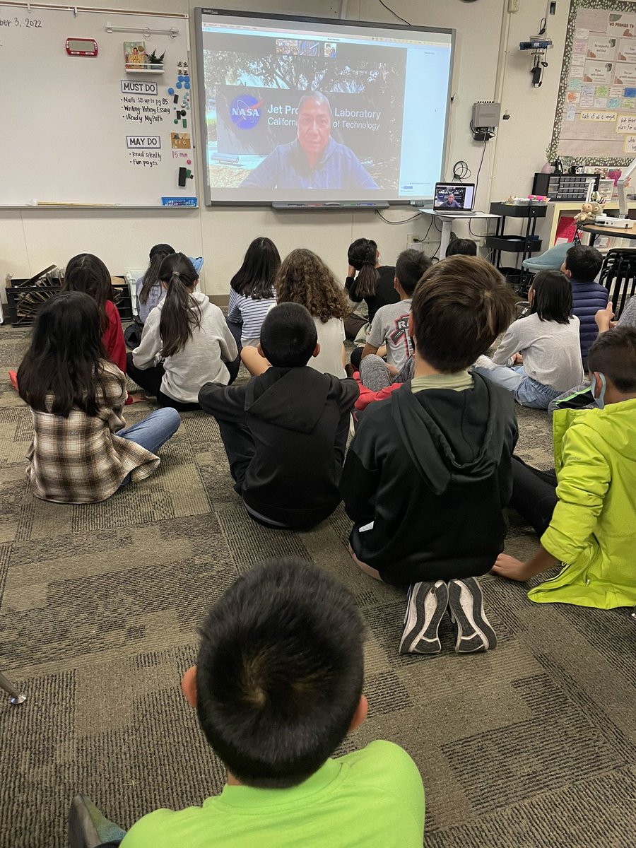 mrschingsclass's tweet photo. Taking a virtual tour of @NASAJPL … thank you, Mr. Curtis and Mr. Brian! So fascinating to see all the spacecrafts and robots! https://t.co/xaqEDvuuCU