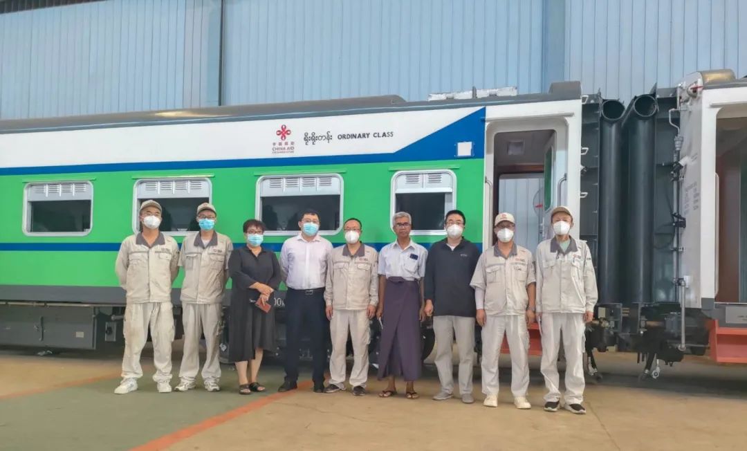 CRRC_global's tweet photo. The #delivery and #trialoperation of the railway passenger train🚆 aid project for #Myanmar undertaken by #CRRC #Sifang has been successfully completed. During the trial operation, the delivery technical experts overcame many difficulties to provide technical services in Myanmar. https://t.co/z6R3uHM2nA