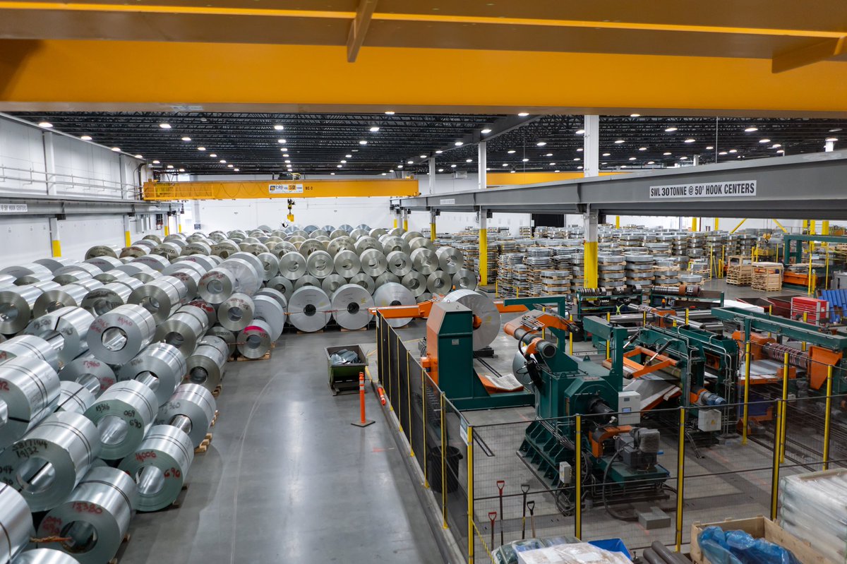 baileymetal's tweet photo. A closer look inside Bailey West.
#ourstrengthisourteam 🦺🏗🇨🇦
#baileymetal #baileymetalprocessing #buildwithbailey #thestrengthwithin #customerservice #steelframing
#metalframing #steelbuilding #construction #canadianconstruction #buildingmaterials #buildingconstruction https://t.co/tFNsFNqxDh
