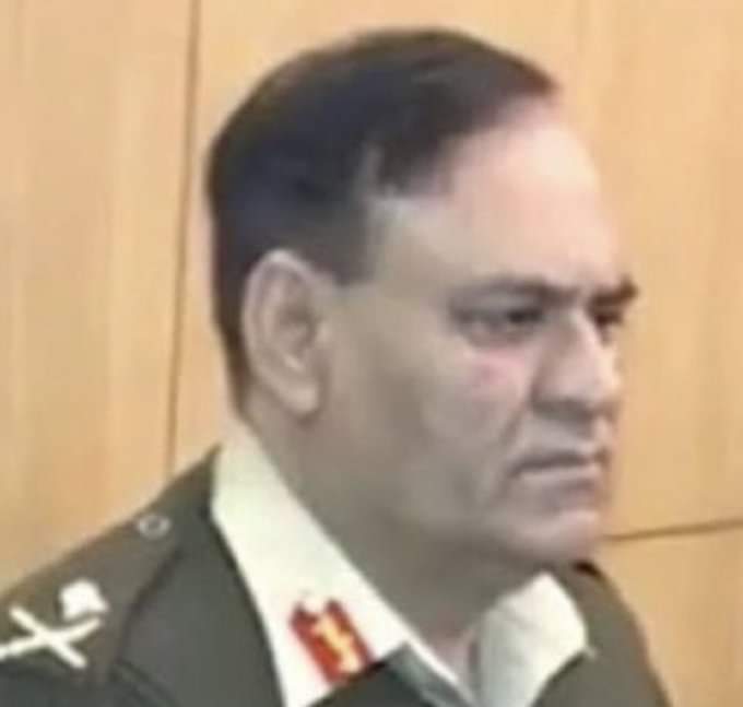kraheel_'s tweet photo. Imran Khan (@ImranKhanPTI) has announced that he has evidence against the culprits responsible for the failed assassination attempt In Wazirabad:

1: Prime minister Shahbaz Sharif
2: Interior Minister Rana SanaUllah
3: DG-C (ISI) Major General Faisal Naseer

#PakistanUnderFascism https://t.co/C0imPdozdu