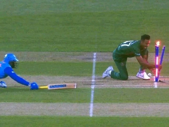 GOPALGUPTAWB's tweet photo. @bhogleharsha How's it run out!? Stumps broken with hands! #Bangladesh didn't accept this wrong behaviour in the ground and took #DK's wicket by appealing to umpires. #Bangladesh is a blot on cricket. https://t.co/yHaUyTkmTv