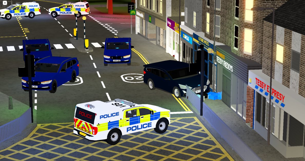 GloConsRblx's tweet photo. Fancy joining a challenging and exciting service? Well Gloucestershire Constabulary is the best choice for you! We have several command positions open and different opportunities in the service. Join the discord server below to find out more!

https://t.co/Qq5n5V78eN https://t.co/n4XnNSnKB7