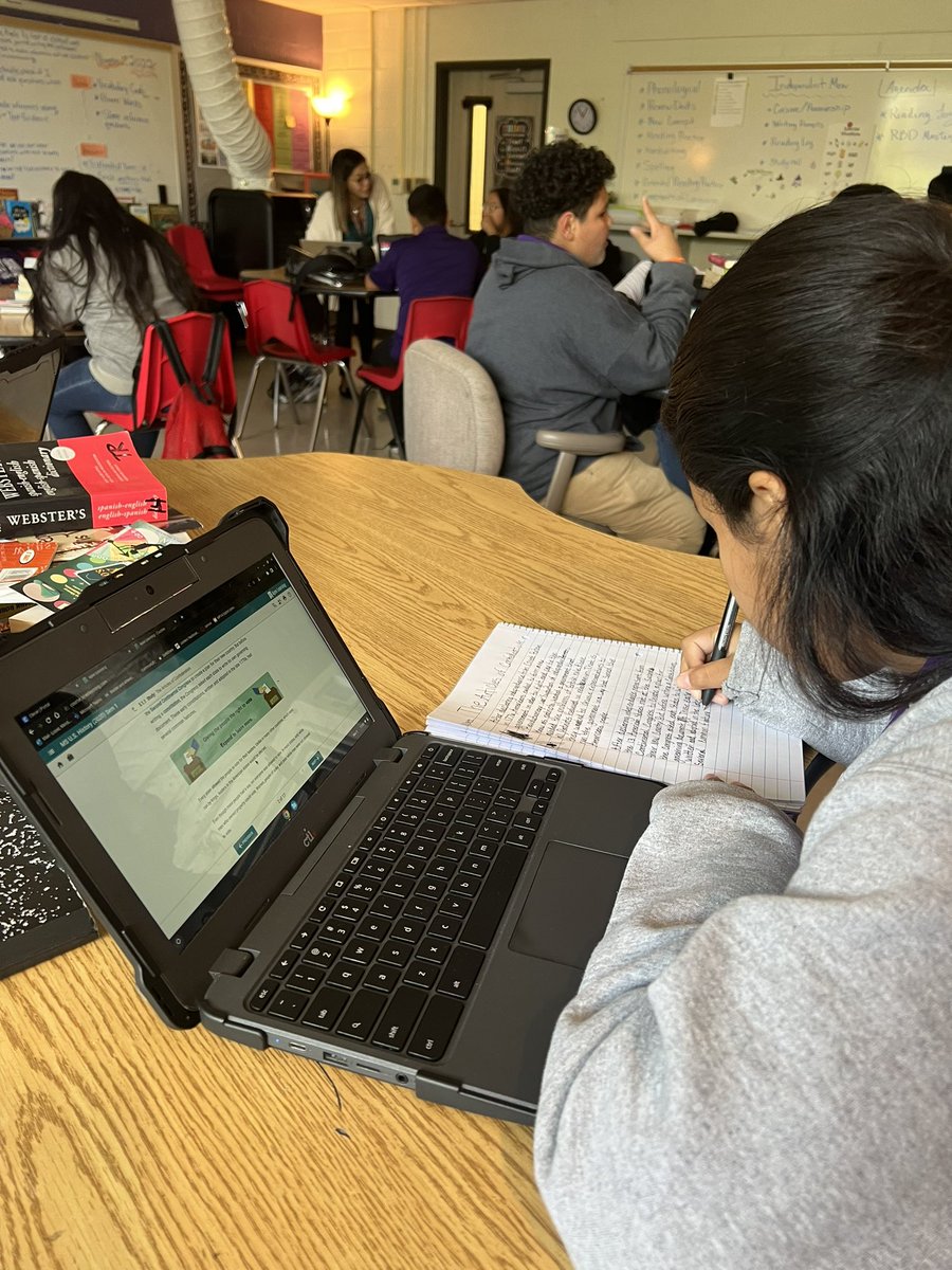CoachABDOLI's tweet photo. Grad Lab students in @MeyerlandMS are receiving an amazing support. @AmyRGarcia28 meets with students daily during school and after school twice a week. Shout out to @DonnaBolden10 for leading the program.@AudenSarabia @csmith4_smith @HISDMiddleSchls https://t.co/NzXJzsavwS