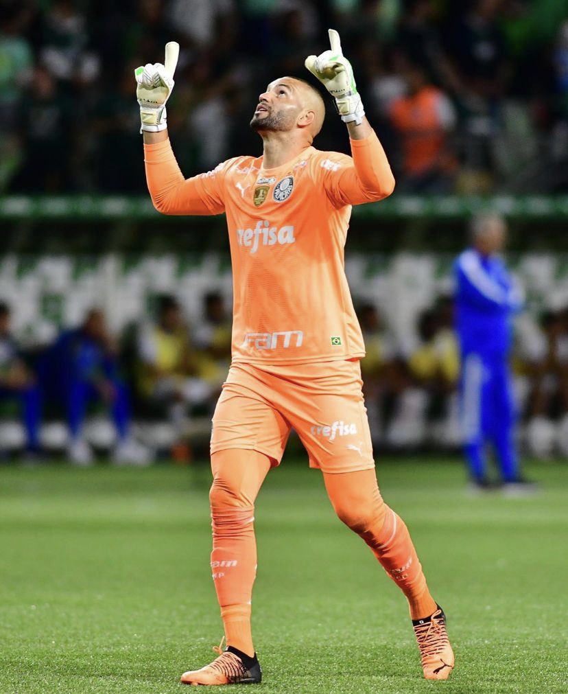 Sofascore Brazil on X: 🔎 Curiosidade: Weverton não defende pênaltis em  tempo normal com a camisa do Palmeiras desde o dia 02/11/2019 em vitória do  time contra o Ceará por 1-0 pelo @