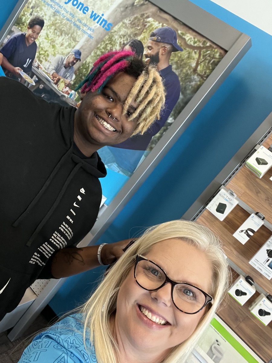 Kari Foxworth tweet media