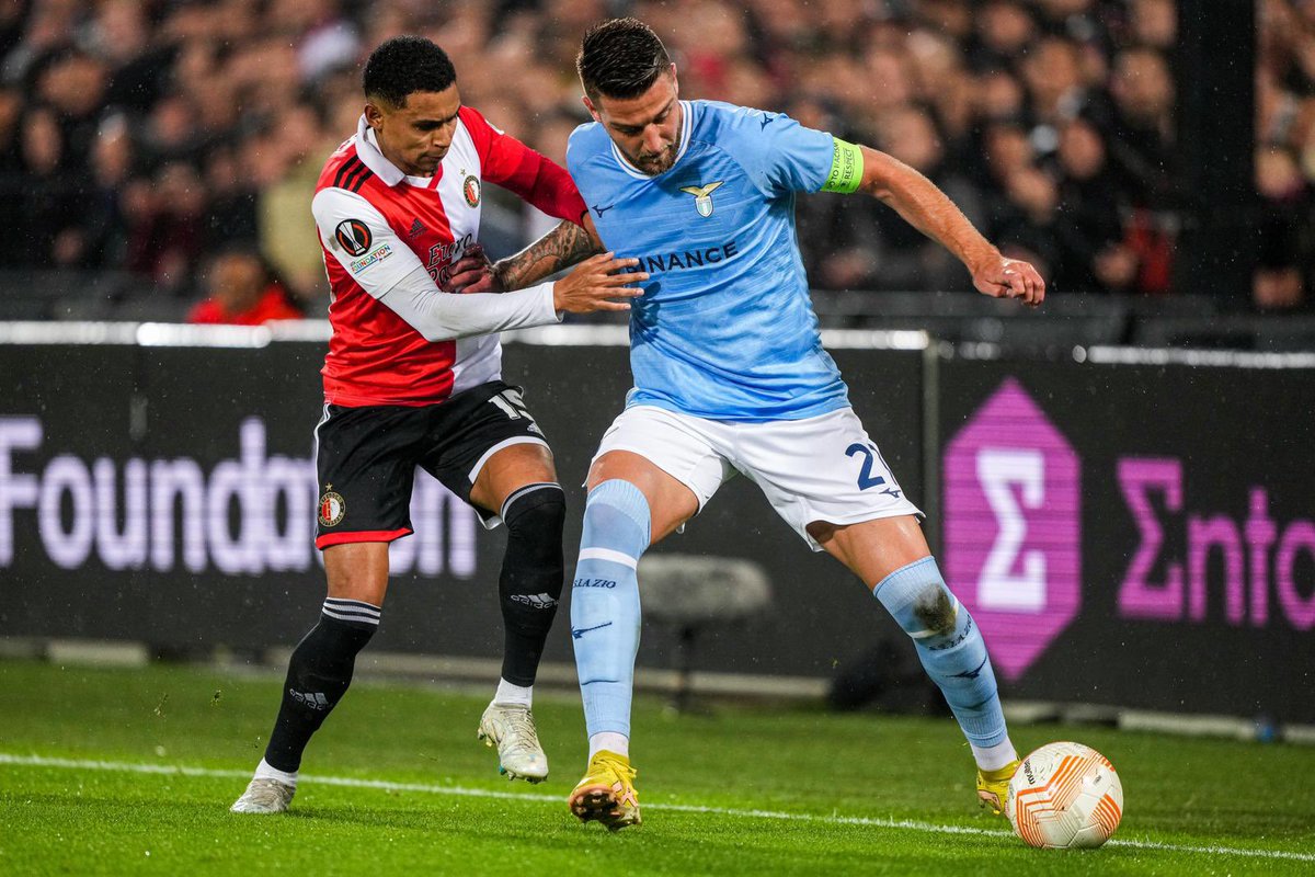 Let’s go to the next round!🙏🏾🔝 @Feyenoord ☑️🔴⚪️