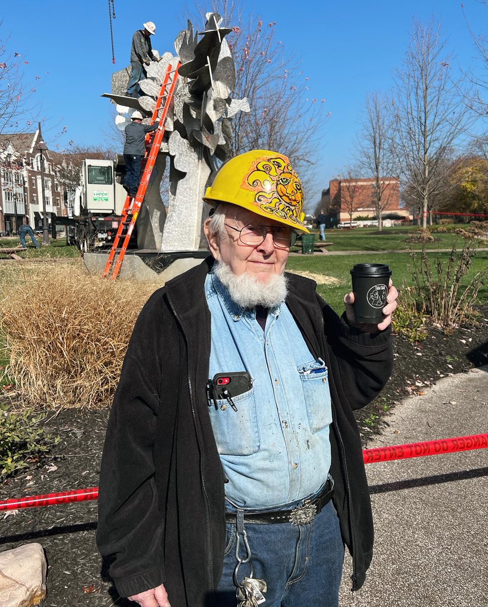It was a beautiful day for an install 🌞Don’s newest sculpture “Peace &amp; Joy” was installed at High Bridge Glens Park in <a href="/cityofcf/">Cuyahoga Falls</a> this morning. It is made of stainless steel and stands at approximately 20 ft high.
#cuyahogafalls #dondrumm #localartist #publicart