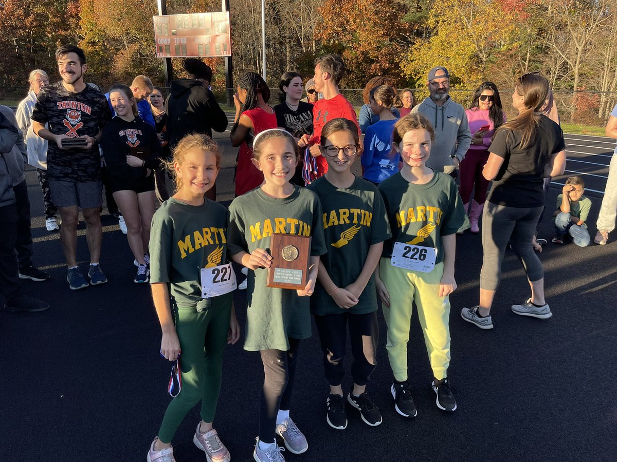 Pereira_Martin_'s tweet photo. Go Woodchucks!!!! All-city wins in every grade!! 5th grade girls, 6th grade boys and 7th grade boys!!!! Great squad and great coaches! Way to go Woodchucks! ππ #martinpride #woodchucknation @Taunton_Schools https://t.co/TeqQHPiSXn
