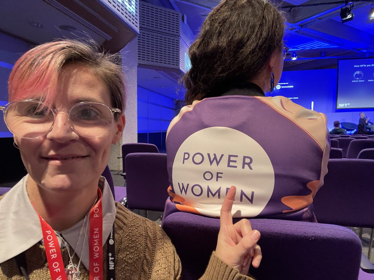 CHarroeArts's tweet photo. Oh hang on… yeah there’s more…
#POWLondon @PowerOfWomenNFT! 🇬🇧
@leahsams at @NFT_NYC wearing THAT jacket! https://t.co/NtjdYVyHo4