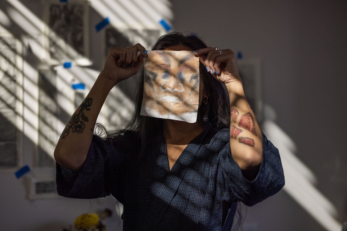 BoiArtAndHist's tweet photo. Polydisciplinary artist and @JamesCastleHse resident Antonius-Tín Bui is on Creators, Makers, &amp; Doers! We talk about the importance of play within their creative process and the value found in sitting in discomfort as a place of possibility. 

📖 https://t.co/bcbudXgt2A https://t.co/yWxgCNF2eZ