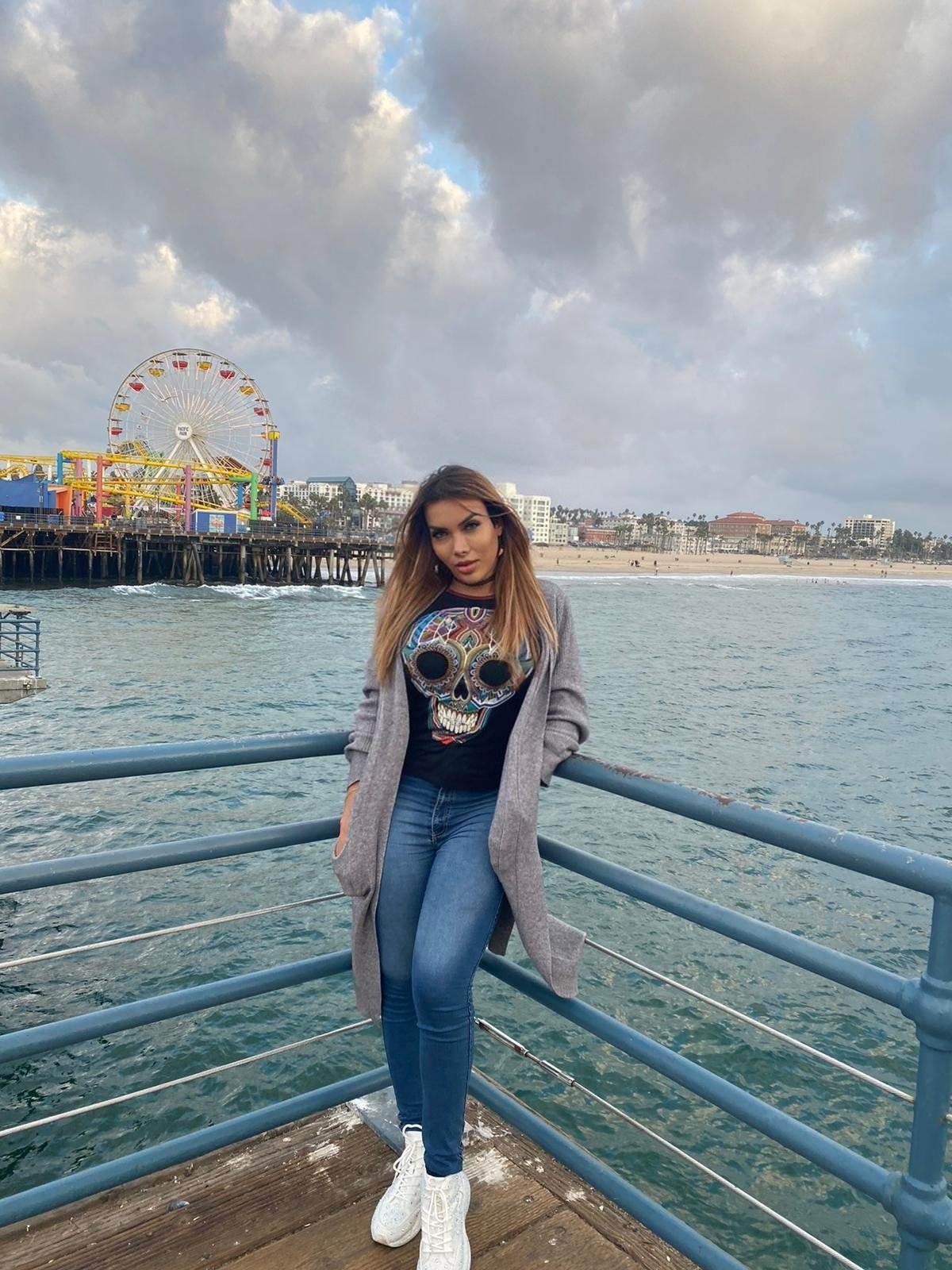 TW Pornstars - Lizzy Laynez. Twitter. Ventura, California 🇺🇸 Pocos días‼️ 🔗 🔗 🔗…. 9:47 PM - 3