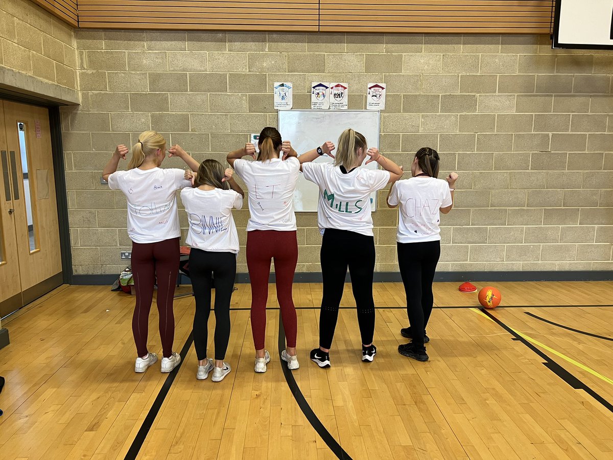 MissSutherland_'s tweet photo. Staff vs Pupils Netball ✅🏆🏐

A huge well done to this small but mighty team for their consistent dedication &amp; hard work in Netball 💪🏼 an unlucky loss but I’m so proud of your efforts week in, week out!! 

Thursdays, 3:30-4:30, Small Gym - all ages Netball 📆 #GHSpride https://t.co/4cTlFLd18l