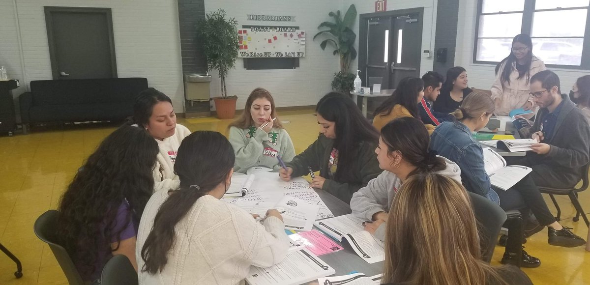 ACTRGV01's tweet photo. ACTRGV conducting another Substitute Teacher Institute Cohort Training. Participants engaged in teaching strategies. #educators #alternativecertificationprogram #alternativeteachercertification #districtpartners #PSJAFamily #TEACHers #education #substituteteacher https://t.co/cXw2QZYH13