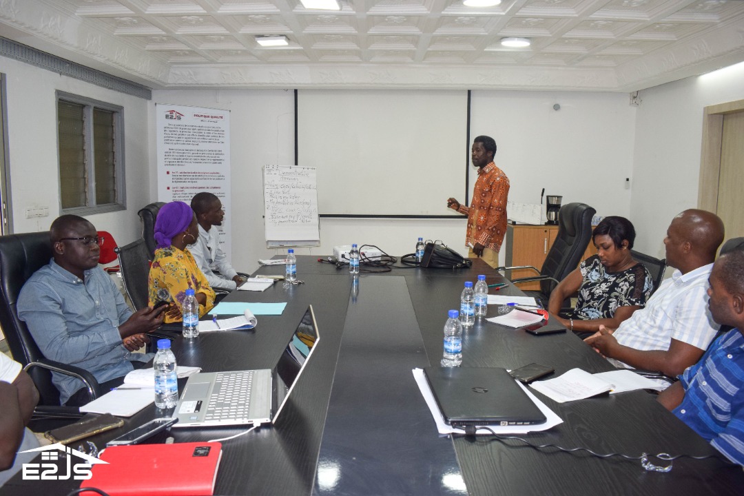 e2js_sa's tweet photo. Début d’une série de formations pour le personnel de E2JS. Démarrée depuis le 28 octobre 2022, cette série de formation s’inscrit dans le cadre du renforcement des compétences professionnelles des employés, initiée par la Direction générale.

#E2JS @e2js_sa https://t.co/XDeYUyqRst