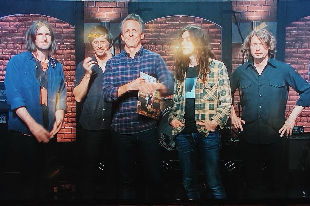 therealkurtvile's tweet photo. Thanks to my besty Seth Meyers for havin us back! 3rd time is the charm time… burnt to a crisp from a life on the run (on the road!) @LateNightSeth #sethmeyers #kurtvileandtheviolators #violatorsworldtour #tourisover
Credit: Lloyd Bishop/NBC https://t.co/5MTJ2v6VPH