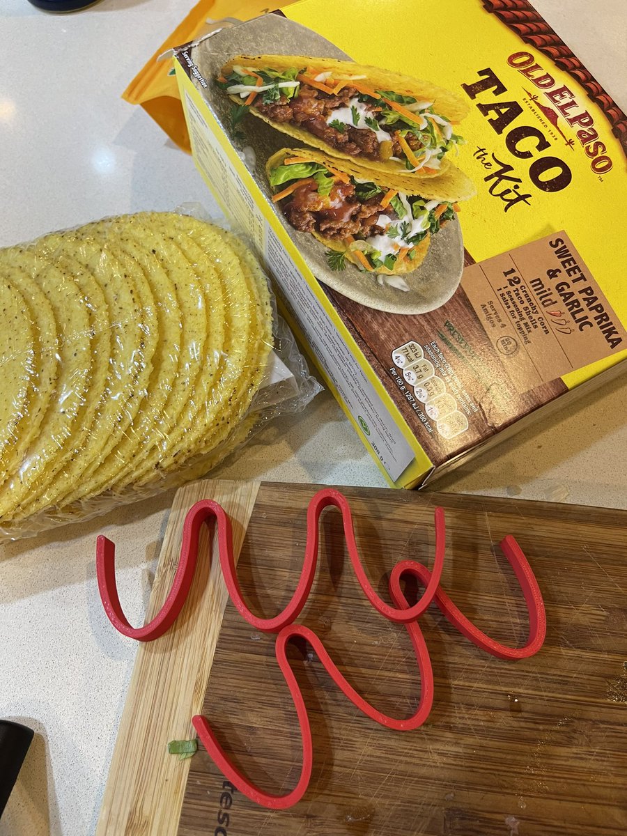 3DMakerNoob's tweet image. Was planning a specific #shorts video today, but a different opportunity came up for some very quick and #practicalprinting 😁 #WIP