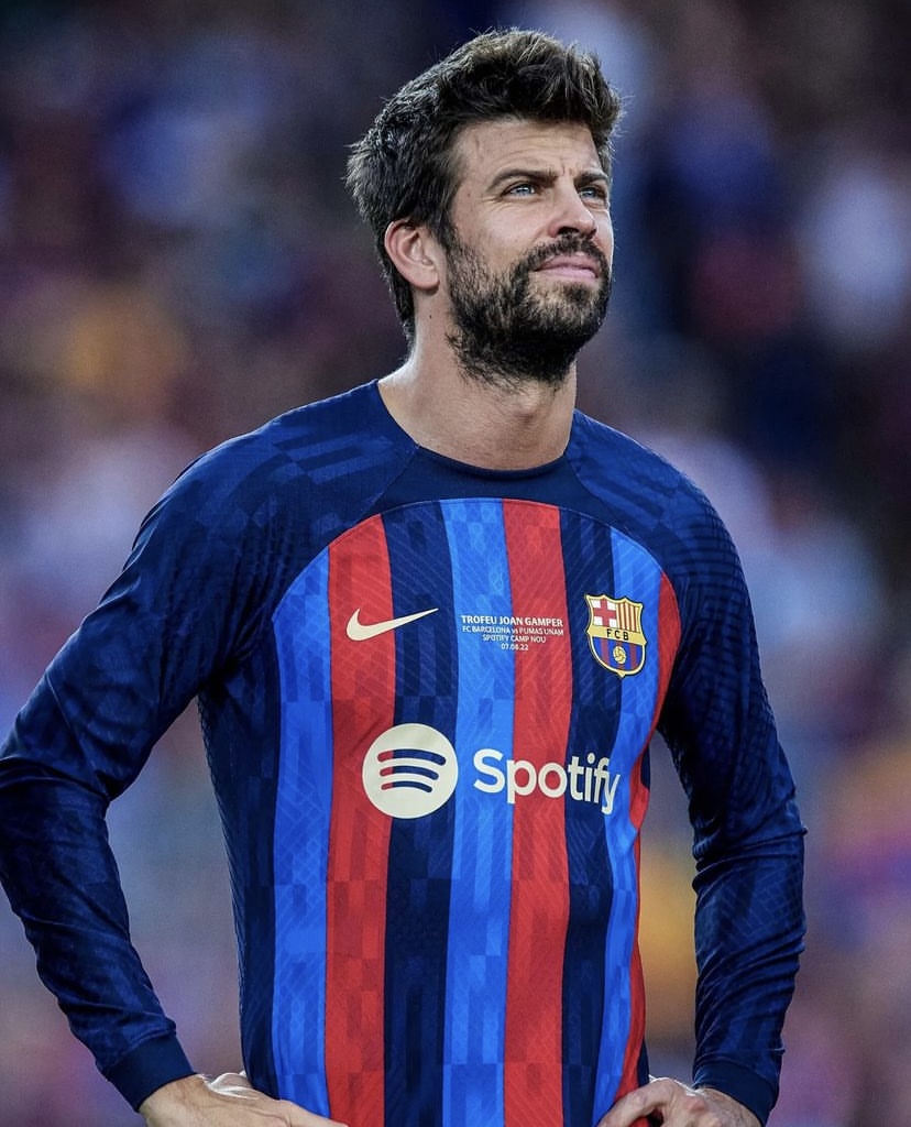 🚨 BREAKING: <a href="/3gerardpique/">Gerard Piqué</a> has announced that he's leaving Barcelona and retiring from football.