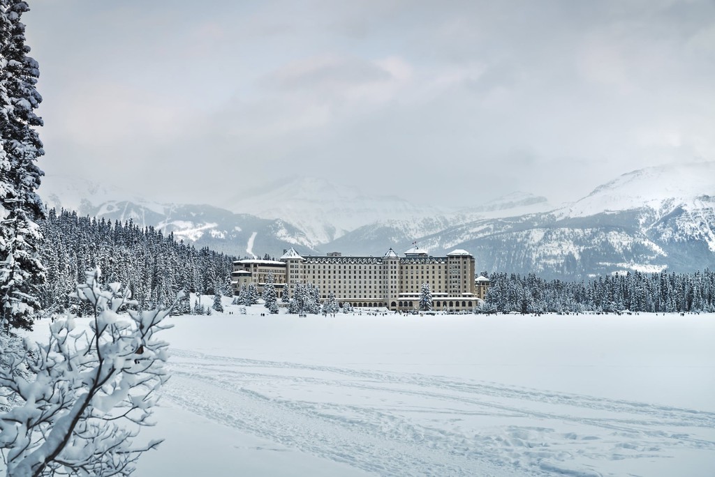 Non Stop Destination (@nonstopdest) on Twitter photo Located right on the shore of Lake Louise is the Fairmont Chateau Lake Louise, one of Canada’s grand railway hotels. <a href="/FairmontCLL/">@FairmontCLL</a>
Read the full article: Winter stay at the Fairmont Chateau Lake Louise
â–¸ lttr.ai/ywBY
#exploreAlberta #travel #LakeLouise Located right on the shore of Lake Louise is the Fairmont Chateau Lake Louise, one of Canada’s grand railway hotels. <a href="/FairmontCLL/">@FairmontCLL</a>
Read the full article: Winter stay at the Fairmont Chateau Lake Louise
â–¸ lttr.ai/ywBY
#exploreAlberta #travel #LakeLouise