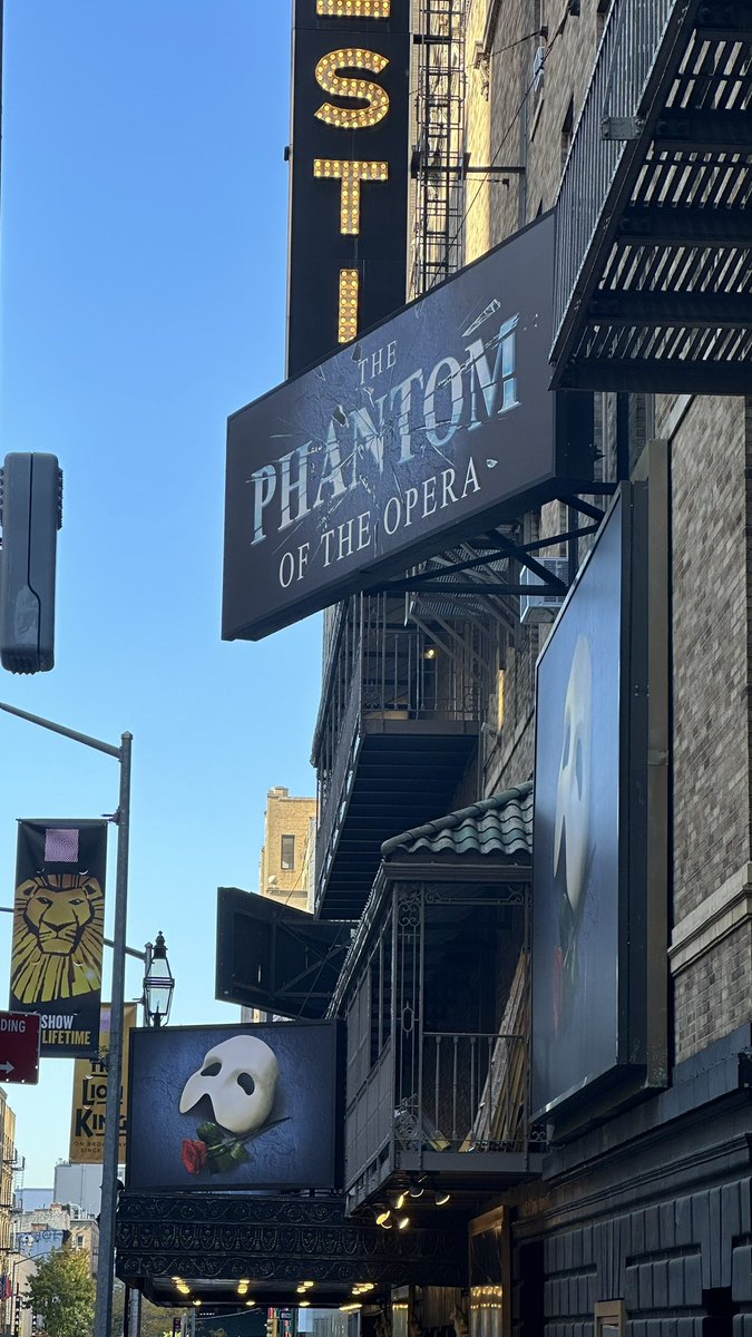 basicallly_jake's tweet photo. Listen, it’s been running 73 years, it’s finally closing, never seen it, and a Thursday matinee doesn’t interfere with any other choices. Jusge yourselves. #Broadway #NewYork #PhantomoftheOpera https://t.co/8IL3mKchh2