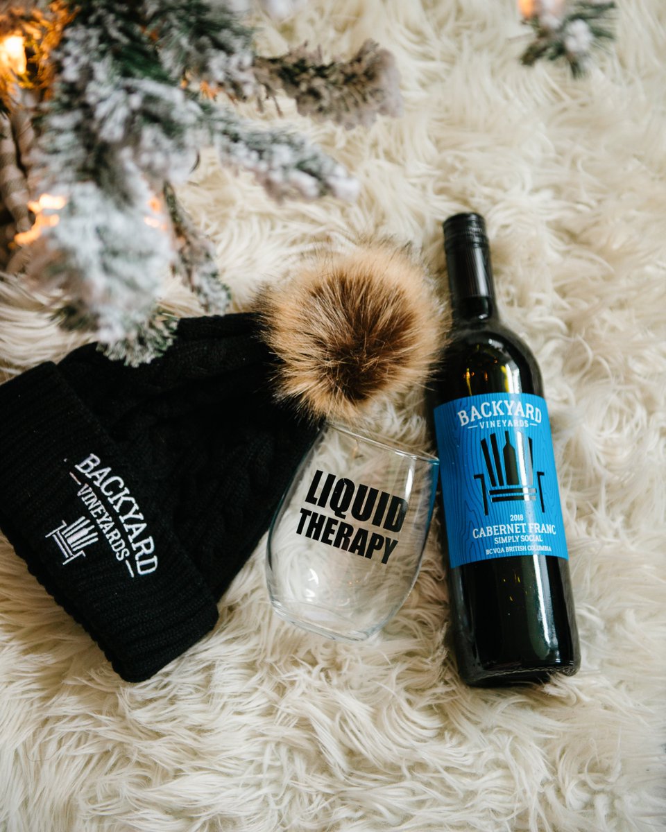 Get a jump start on your holiday shopping with Backyard Vineyard’s gift baskets. For more info and other gifting ideas, visit backyardvineyards.ca/site/shop-wine…. 🍷🎁