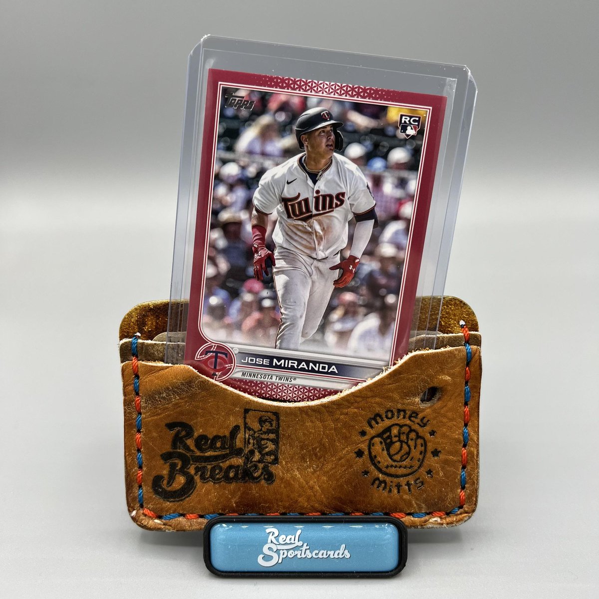 RealBreaksLive's tweet photo. 2022 Topps Update Jose Miranda Motherβs Day Pink /50 pulled by #TeamEmil
@Topps #RealBreaks #Topps #TheHobby #PulloftheWeek https://t.co/V7MYftyjgT