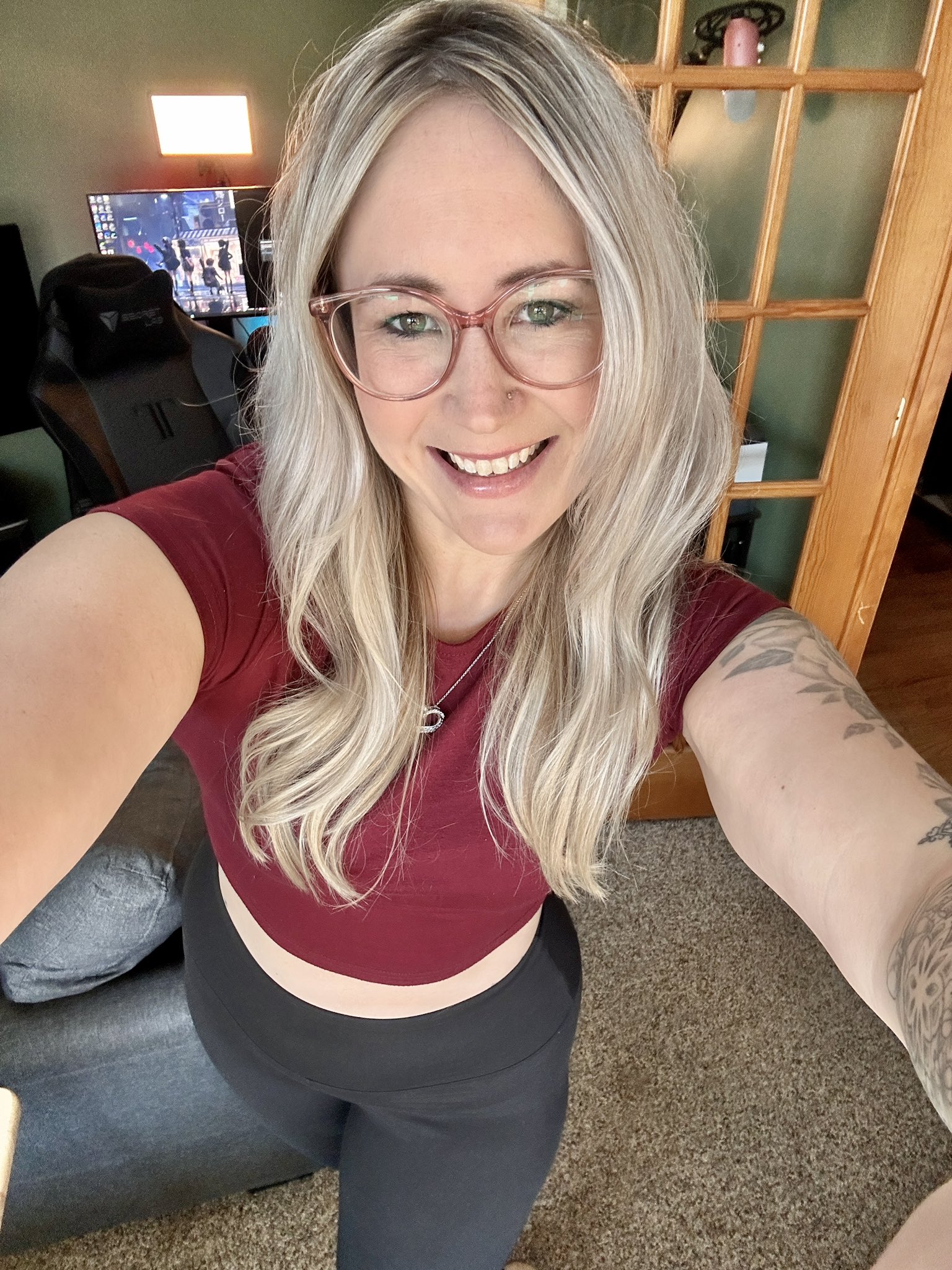SubGirl0831 on Twitter "We Live!!! Come hang out on Twitch with me 🥰