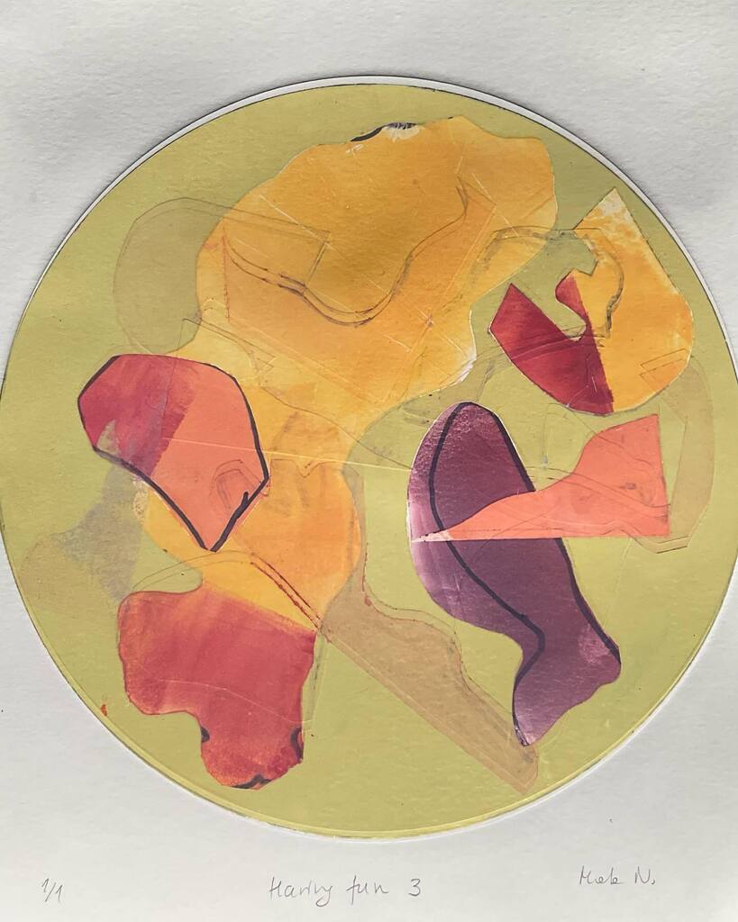 MartaNowickaArt's tweet photo. Another one from the series. Monotype. Colorful shapes look like they were glued to the paper, but they were printed. I love experimenting with printmaking.
.
.
.
#printmaking #monotypia #monotype #monotypeprintmaking #printmaker#printmakerofinstagram #… https://t.co/IjW6sqStW3 https://t.co/yesAUWTN7V