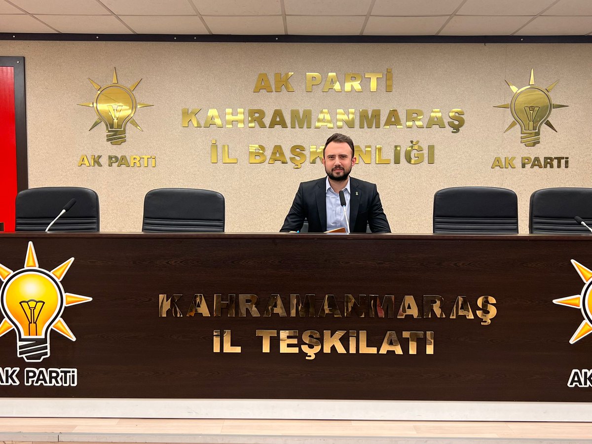 akgnconikisubat's tweet photo. 🤍Büyük bir heyecanla çıktığımız yolumuzda, yine bir aradayız, yine tek yüreğiz, yine AK Genciz😎

✍️Haftalık Olağan Yönetim Kurulu Toplantımızı, Onikişubat Gençlik Kolları Başkanımız @SelcuksinanAK başkanlığında yönetim kurulu üyelerimiz ile birlikte gerçekleştirdik.💪 https://t.co/hGK5Hx1kf6