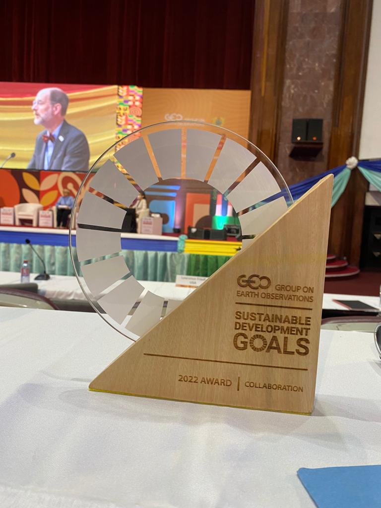 CRMinae's tweet photo. “Observaciones de la Tierra al Servicio de la Agenda 2030” para 🇨🇷 por la herramienta de monitoreo #MOCUPP
 “GEO SDG Award” otorgado anualmente por el Grupo de las Observaciones de la Tierra a través de la iniciativa EO4SDG
@presidenciacr  @PNUD_CR https://t.co/0EM7ravsHg