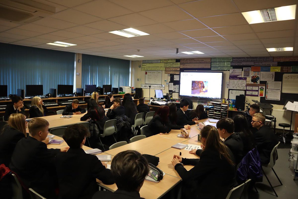 OutwoodHindley's tweet photo. A successful trial of collaborative structures to start a Y9 and Y7 music lesson - a hive of activity, with #FullEngagement a go!! https://t.co/tjBLodrhZU