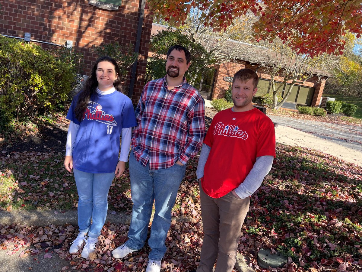 NaveNewell's tweet image. Showing our support for the #Phillies in red and blue. We ready for Game 5 tonight!

Let’s Go Phillies!

#NaveNewellWay #keepthingsfun #worldseries #ringthebell