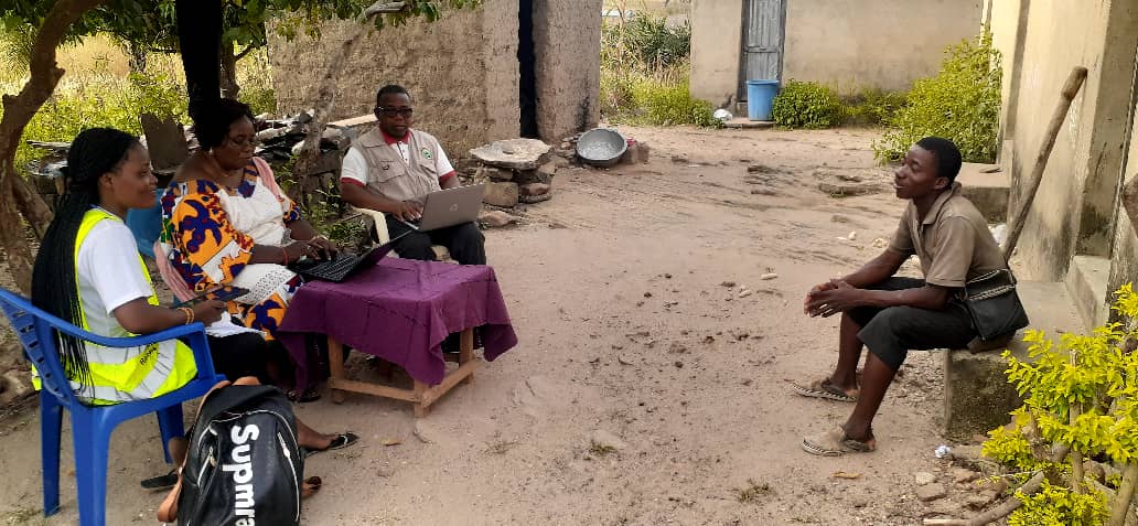 UNFPA_TOGO's tweet image. #RGPH5 
Observation de l&apos;administration du questionnaire-ménage dans le village de Soumbou, Canton d&apos;Awandjelo, région de la Kara.
#FaitesVousRecenser🇹🇬