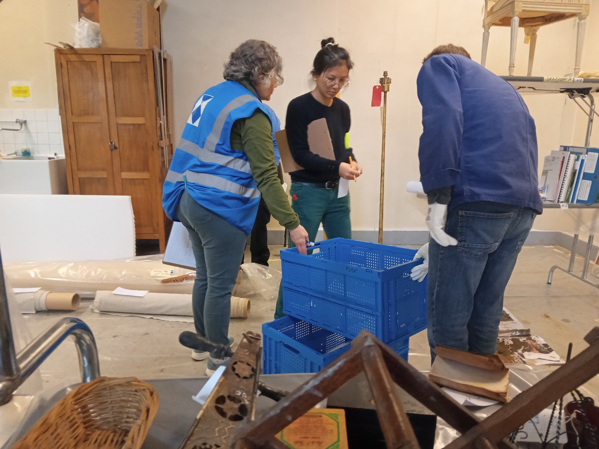 BouclierBleu's tweet photo. 🚨🔥#plandesauvegarde #incendie : aujourd'hui la section Île-de-France du @BouclierBleu a participé à un exercice incendie au Mobilier National.
                                              1/3
#PlandUrgence #preventiondesrisques #ConservationPreventive https://t.co/SBsB4uGHoi