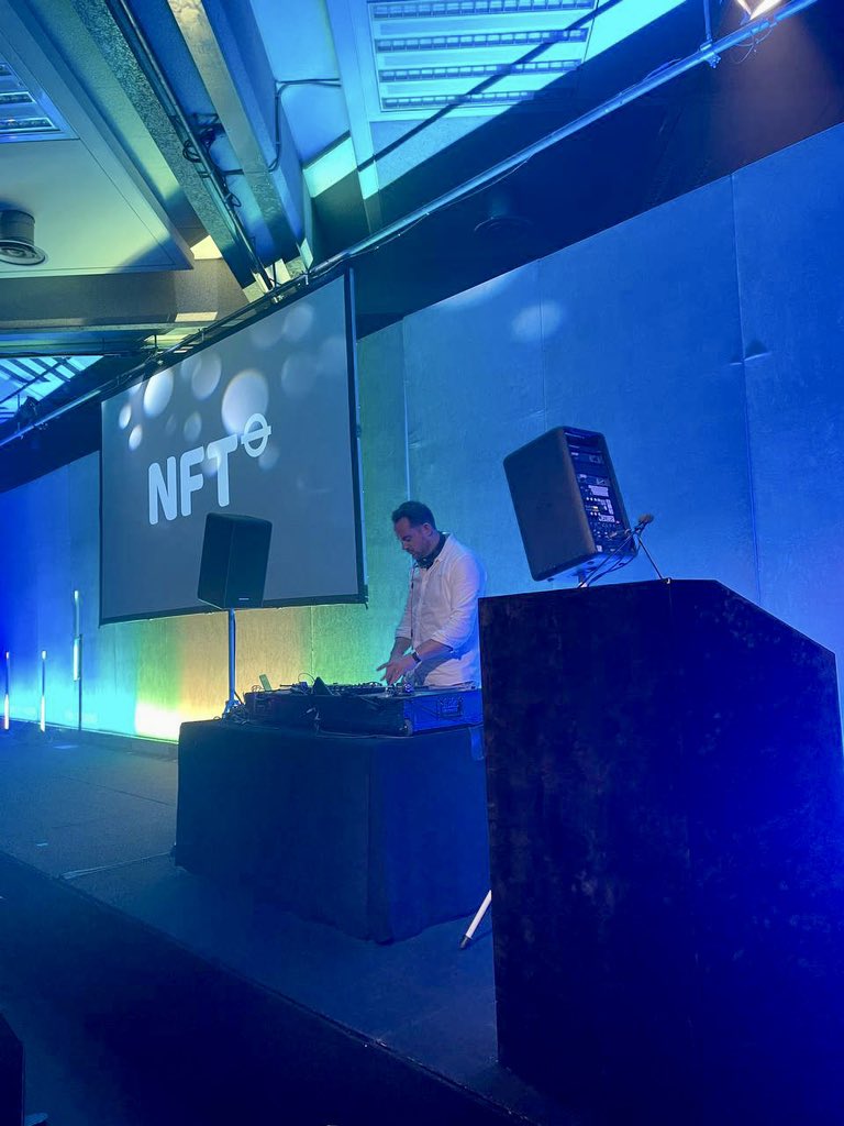 DobbyProtocol's tweet image. What a great vibe on @NFT_NYC 😍

Memories are being made, some incredible folks are met, and our CEO @tomassjanca made the foundation for dozens of collaborations so far!

You can't miss him. If you meet the guy with the coolest jacket, he is ready to talk.😎

#NFTLondon2022