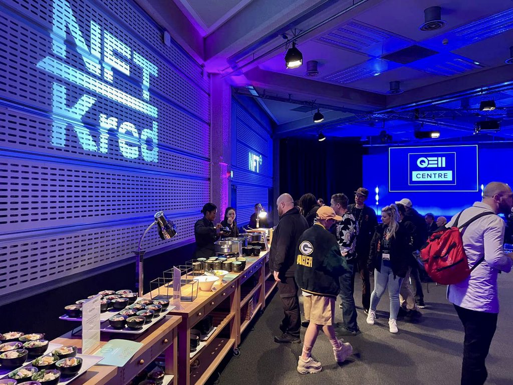 DobbyProtocol's tweet image. What a great vibe on @NFT_NYC 😍

Memories are being made, some incredible folks are met, and our CEO @tomassjanca made the foundation for dozens of collaborations so far!

You can't miss him. If you meet the guy with the coolest jacket, he is ready to talk.😎

#NFTLondon2022