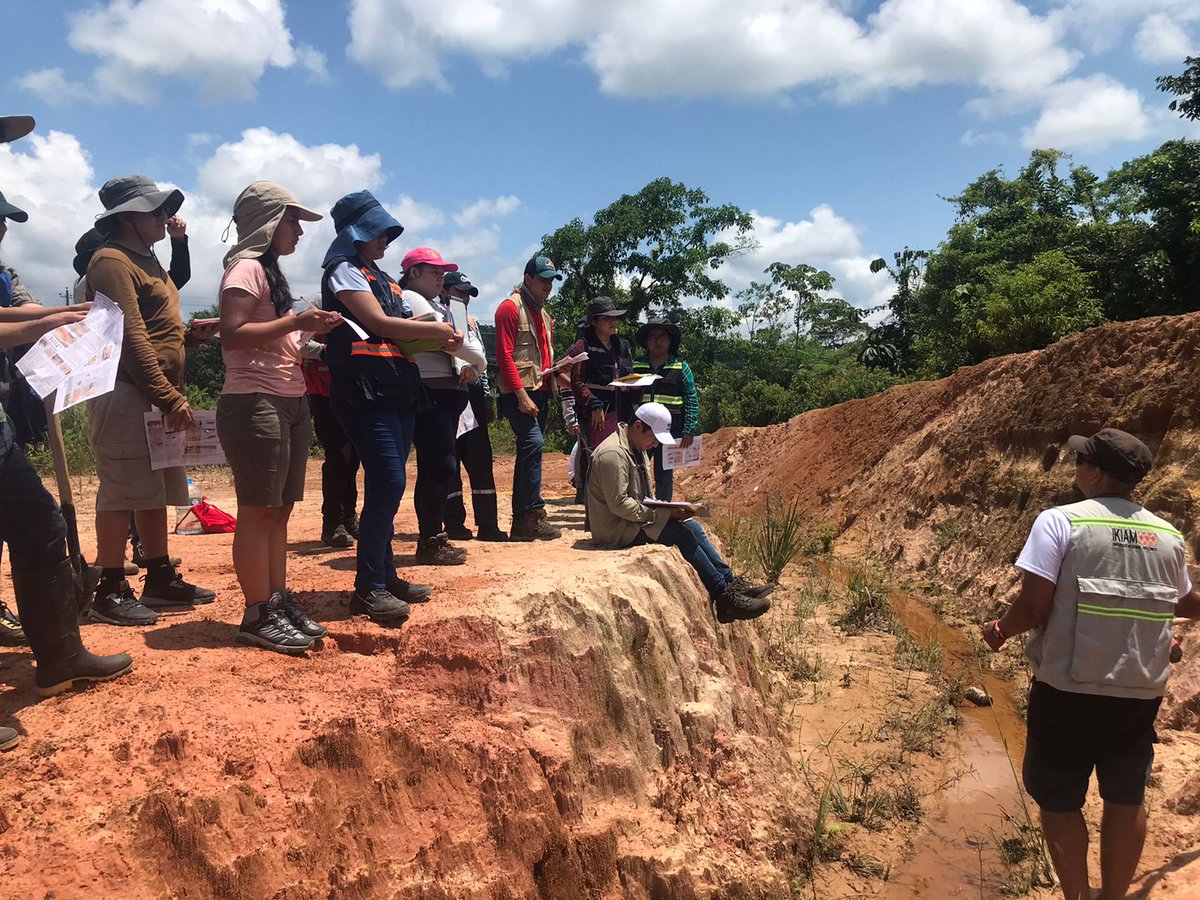Varios de los sitios visitados se encontraban dentro del Geoparque Napo Sumaco Aspirante a Unesco, que funcionaron como un verdadero laboratorio vivo para entender conceptos de geología visto en clases.