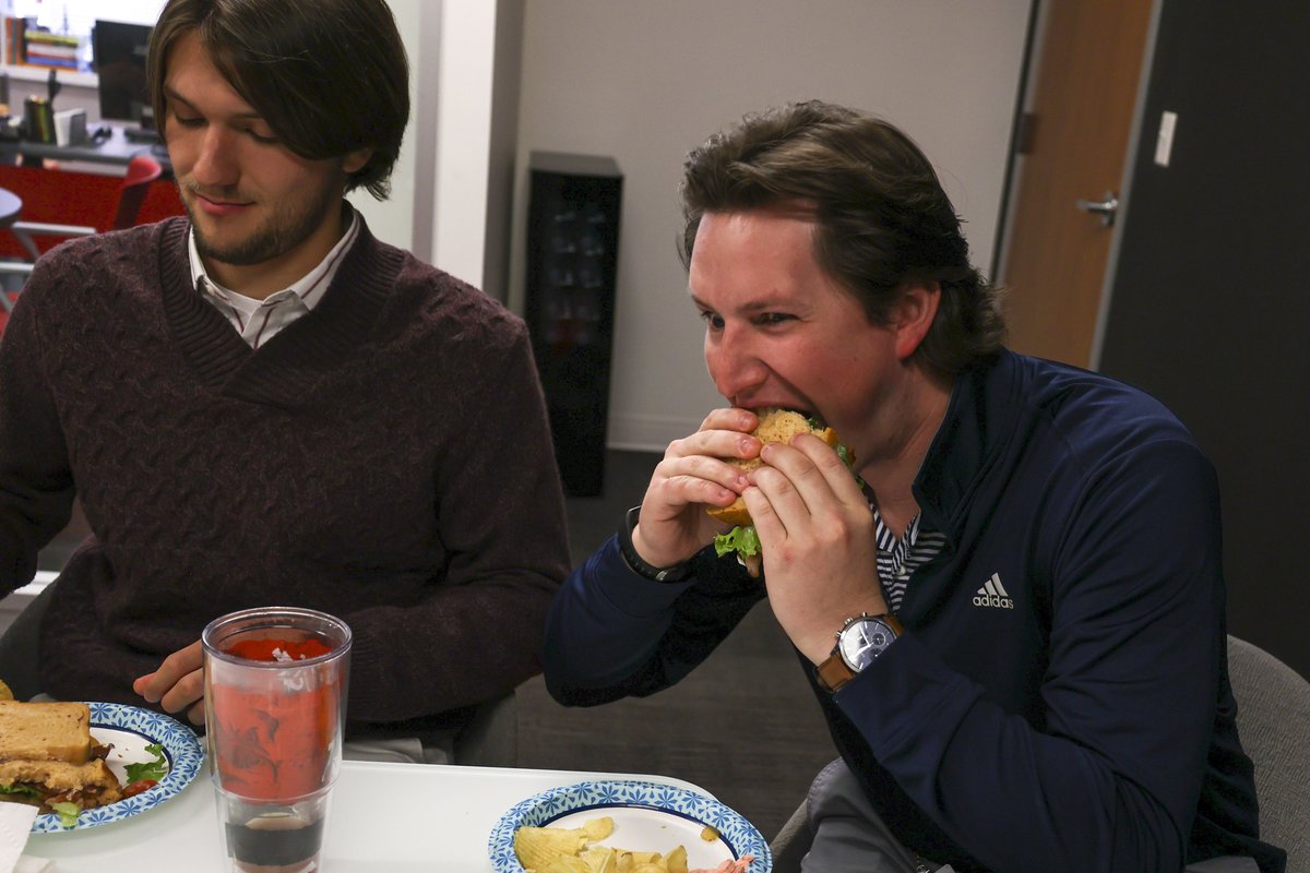 BLTs for the win! 🥖🥓🥬🍅

The REDI Cincinnati team enjoyed some good food and even better camaraderie with one another on #NationalSandwichDay. #REDISetGo