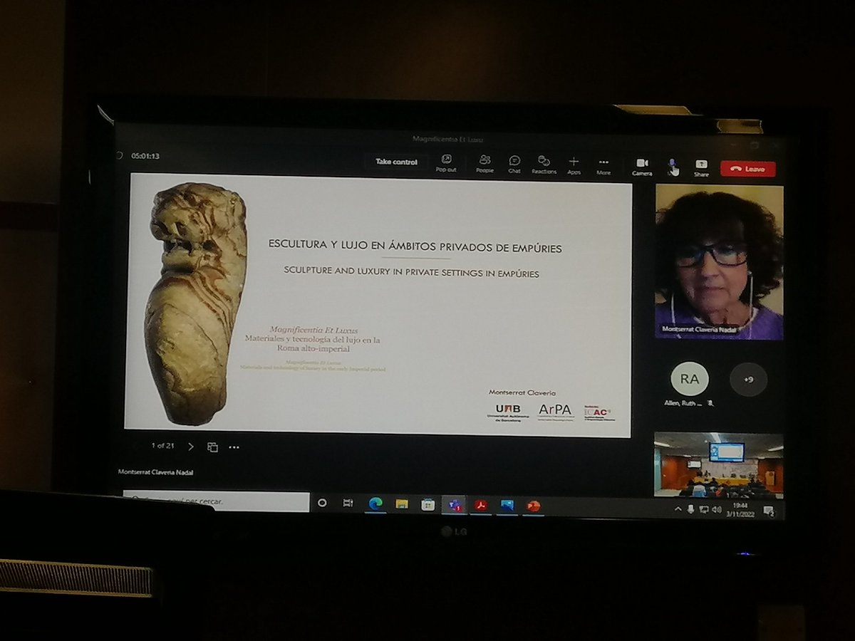 ArpaUea_ICAC's tweet photo. Finalizamos la primera jornada del #WorkshopInternacional #MagnificentiaEtLuxus con la ponencia de Montserrat Claveria (@UABBarcelona #ArPA @ICAC_cat) sobre #escultura y #lujo en ámbitos privados de #Empúries
@T895286 #ArPA @ICAC_cat @universitatURV @UNEDprehistoria #LIRA https://t.co/YEGTrtADLT