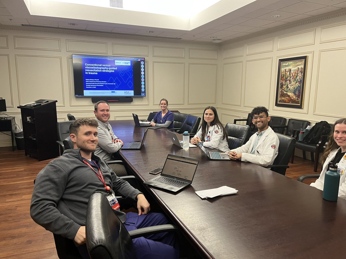 Pharmacists, residents, and students in Augusta attending GCCPRS 💊