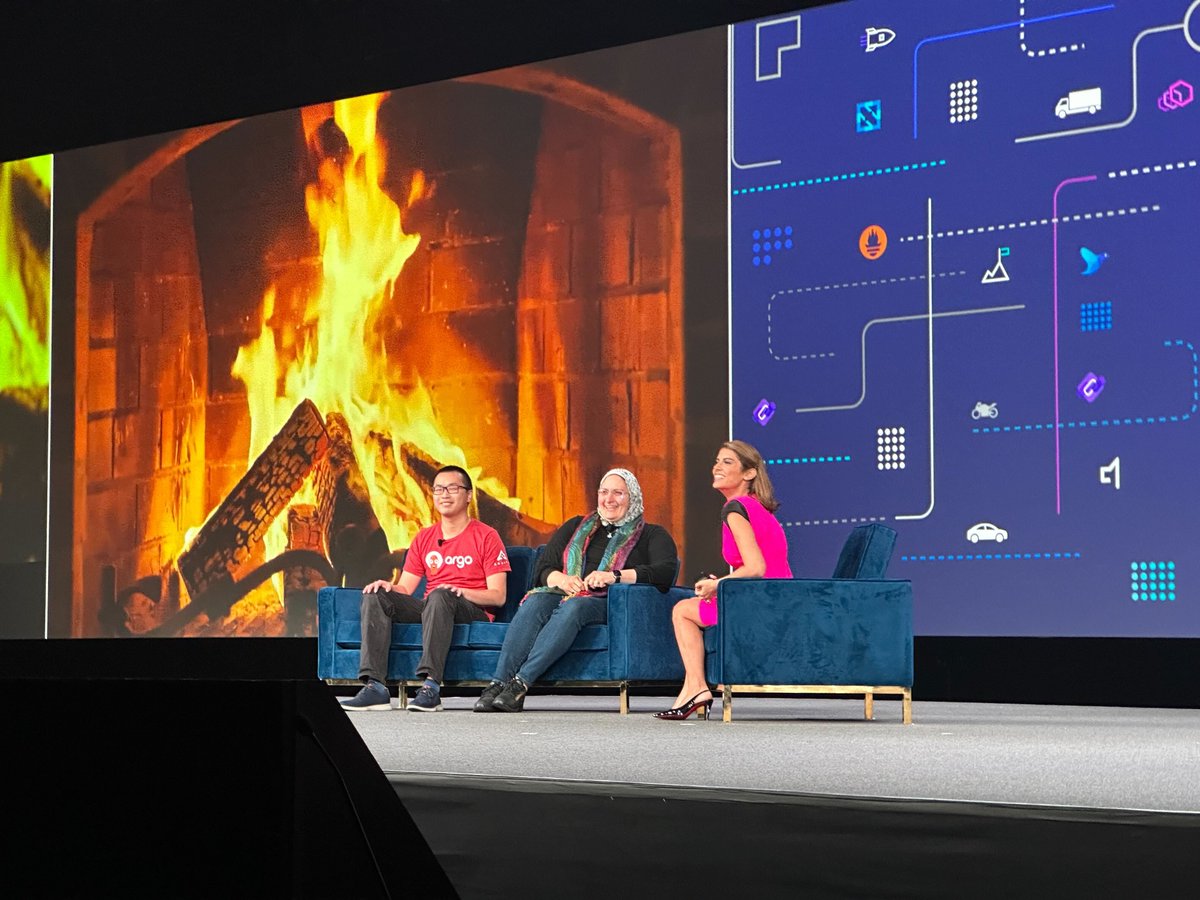 Here's our #KubeCon 2022 recap featuring guest appearances by <a href="/helayoty/">Heba</a> , <a href="/leo_luz/">LeoLuz</a> , and <a href="/vfarcic/">Viktor Farcic</a> 🙃

Put together by @wojtekidd ✍🏻

Enjoy! 

akuity.io/blog/kubecon-2…