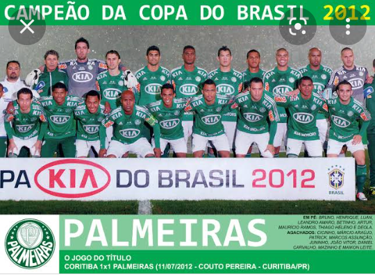 LucasATHLETICA's tweet photo. @Dani10_Ferreira @MemoriaCAP Também da pra economizar e pagar as parcelas da viagem pra Montevideo aquela que voltamos campeões da sulamericana ou então pro beira rio voltamos com a copa do brasil . Falando em pagar já pagaram os fogos de artifício que usaram na festa fracassada em 2011 e 2012?#bivice https://t.co/XcDNSqYhrq