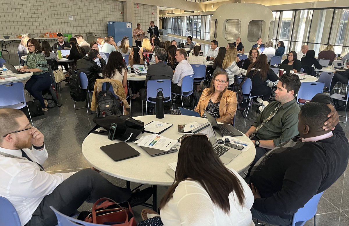 November Network 14 Principal and AP Meeting was a success!! 🙌🏽 We had a chance to reflect, collaborate, analyze data and plan on this beautiful autumn 🍂 day! @network14cps <a href="/ChiPubSchools/">CPS - Chicago Public Schools</a>