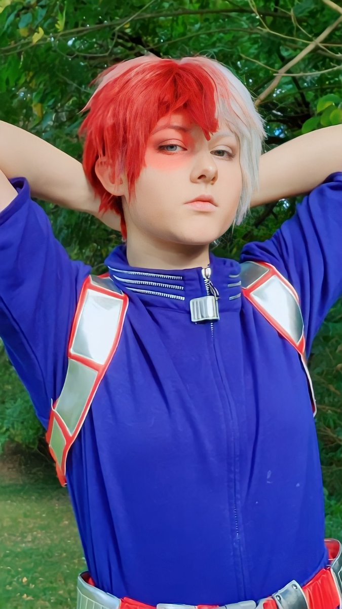RedVendettacos's tweet photo. icy hot
 #icyhotcosplay #MyHeroAcademia #mha #cosplay #TodorokiShoto #shototodoroki https://t.co/KwzczRw95f