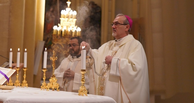 🙏En la misa por los fieles difuntos, celebrada por el Pierbattista Pizzaballa, el patriarca latino de Jerusalén recordó que “el amor siempre vence al dolor”

#FelizTarde desde #TierraSanta

📸 LPJ