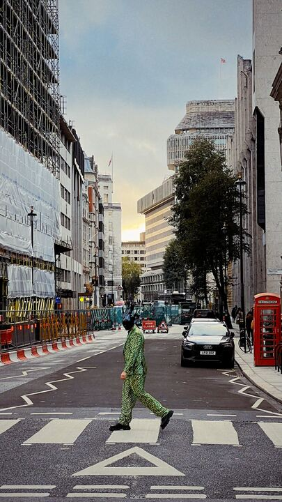 The Rebels vibes sparking up #NFTLondon2022 🔥
We'll be here a while. If you spot <a href="/RobertKalinkin/">ROBERT KALINKIN</a> or <a href="/ErnestaVala/">Ernesta Vala I The Rebels</a> make sure to take a mandatory selfie 👀